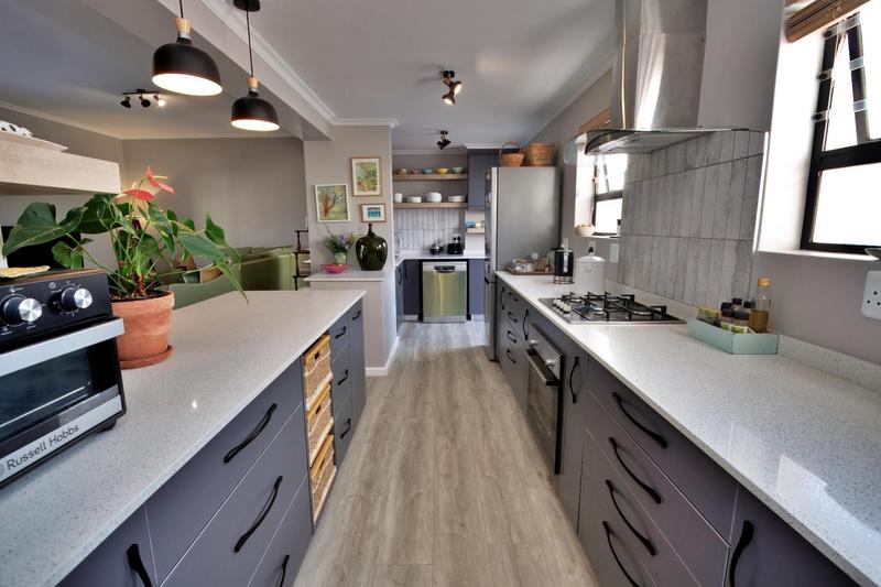 3 Bedroom Property for Sale in Stilbaai Wes Western Cape